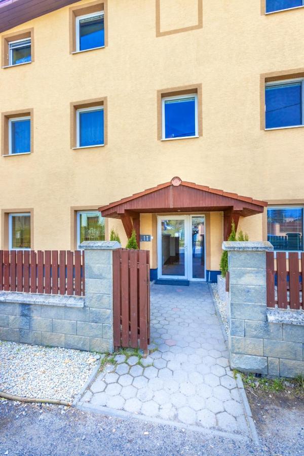 Apartman Theo Veľký Slavkov Εξωτερικό φωτογραφία