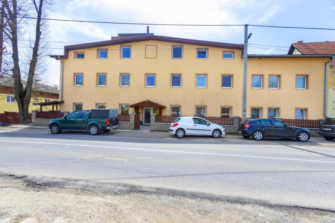 Apartman Theo Veľký Slavkov Εξωτερικό φωτογραφία