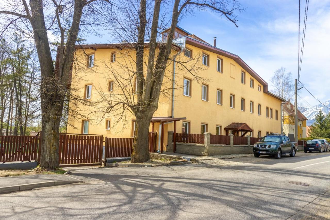 Apartman Theo Veľký Slavkov Εξωτερικό φωτογραφία