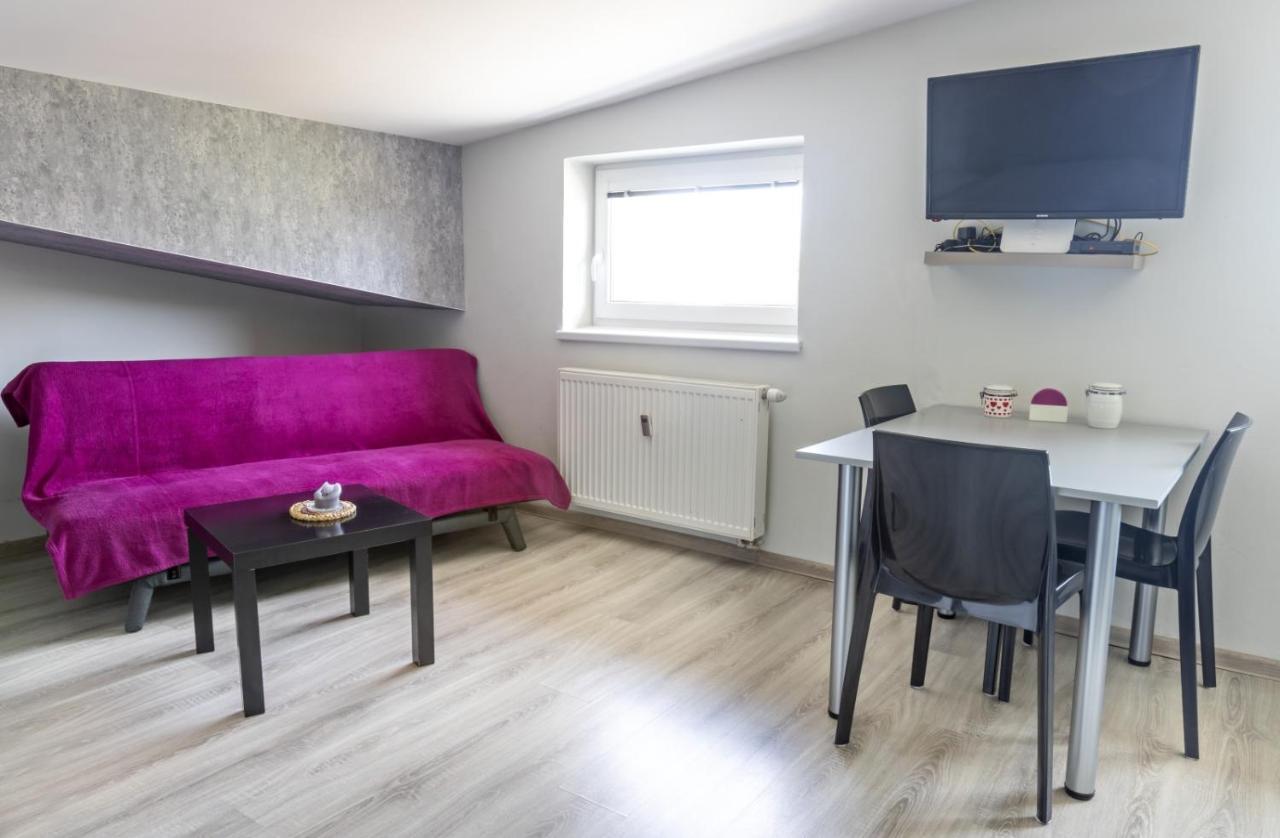 Apartman Theo Veľký Slavkov Εξωτερικό φωτογραφία