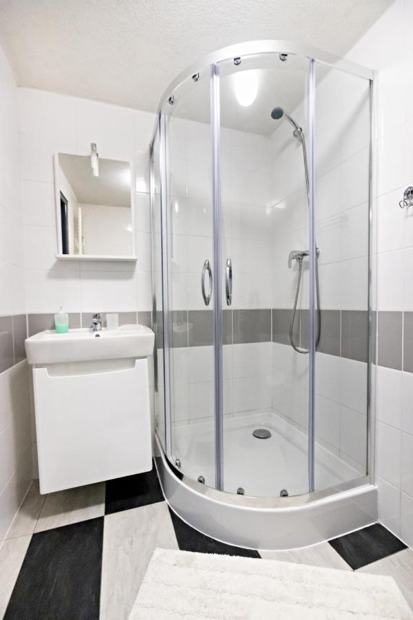 Apartman Theo Veľký Slavkov Εξωτερικό φωτογραφία